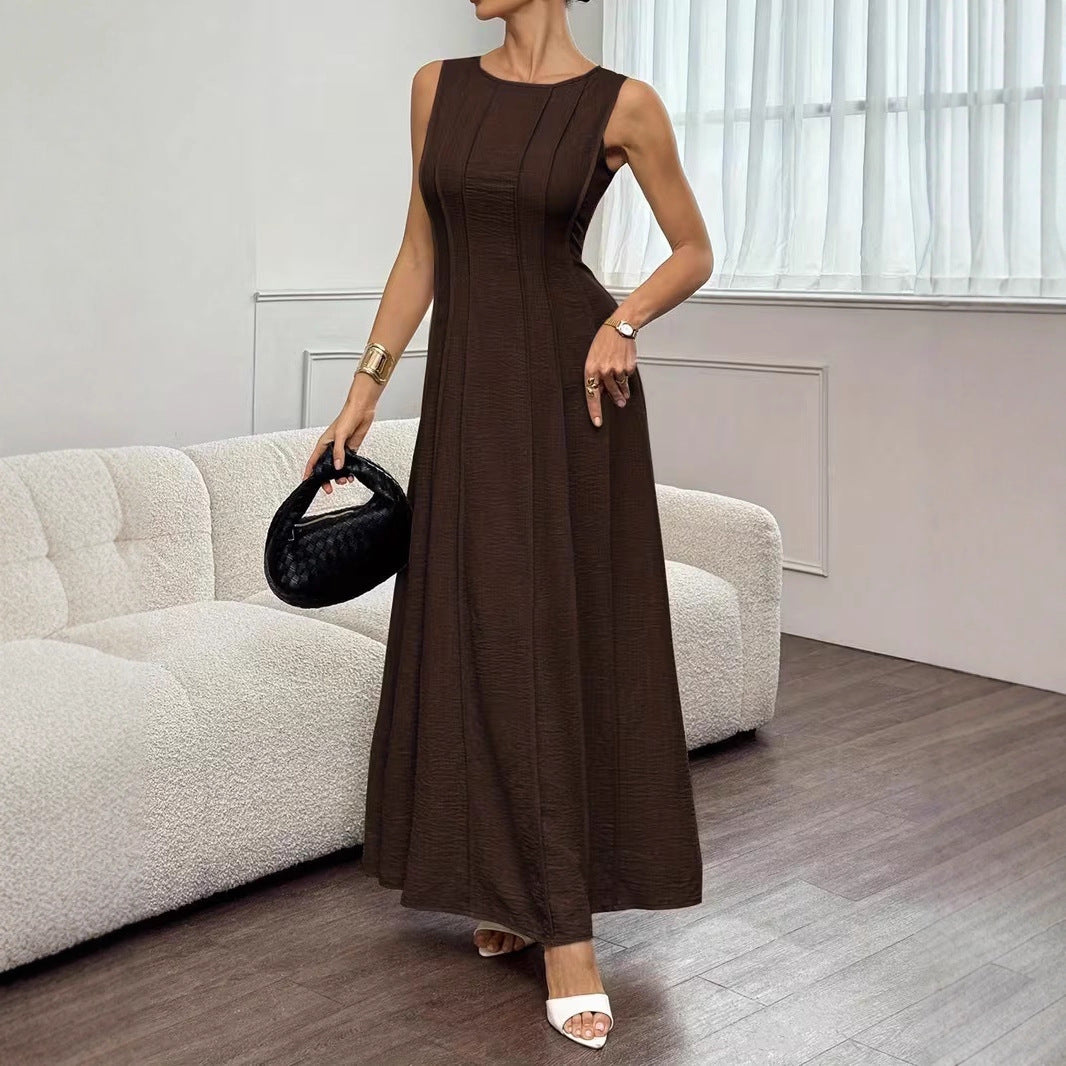Womens Sleeveless Crew-Neck Pleated Elegant Stylish Maxi Dress