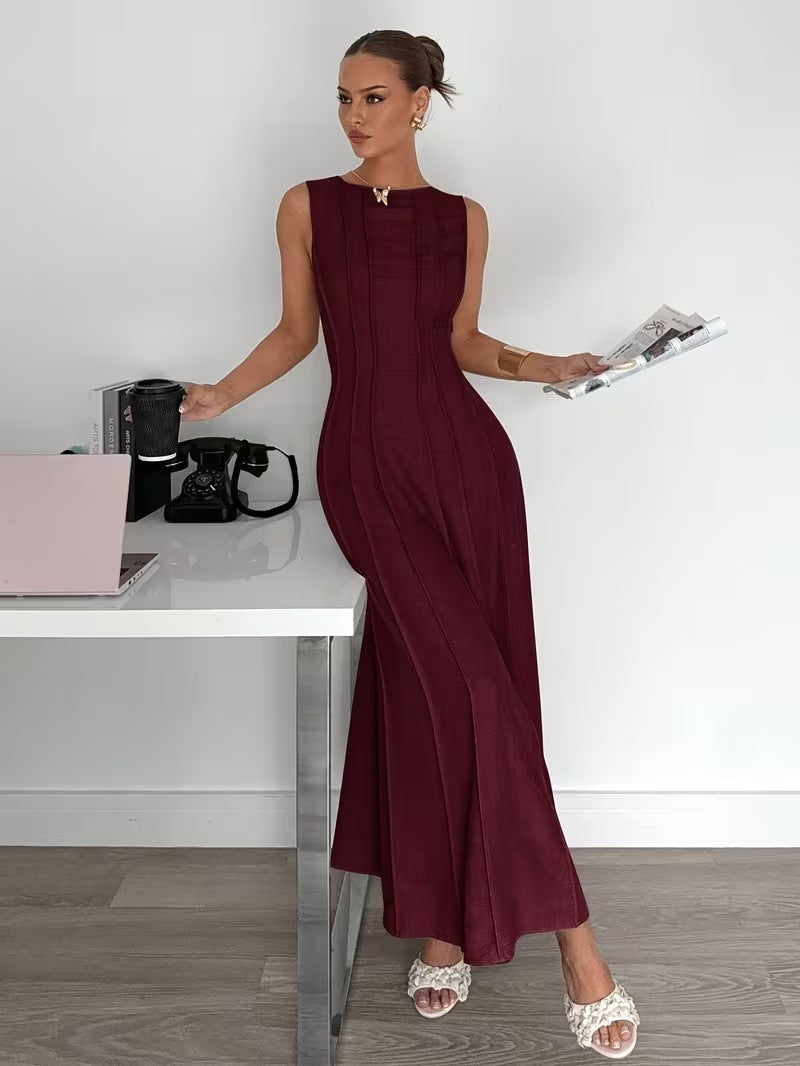 Womens Sleeveless Crew-Neck Pleated Elegant Stylish Maxi Dress